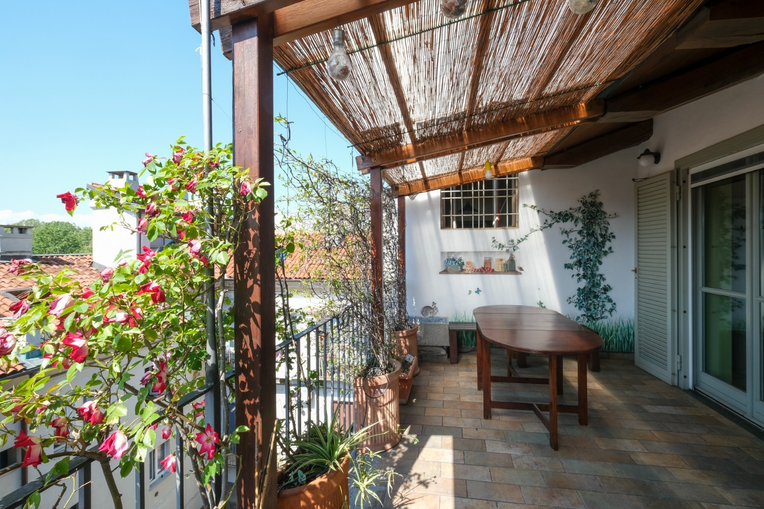  VIA GARIBALDI - VIA MISERICORDIA - 186 MQ  € 690.000