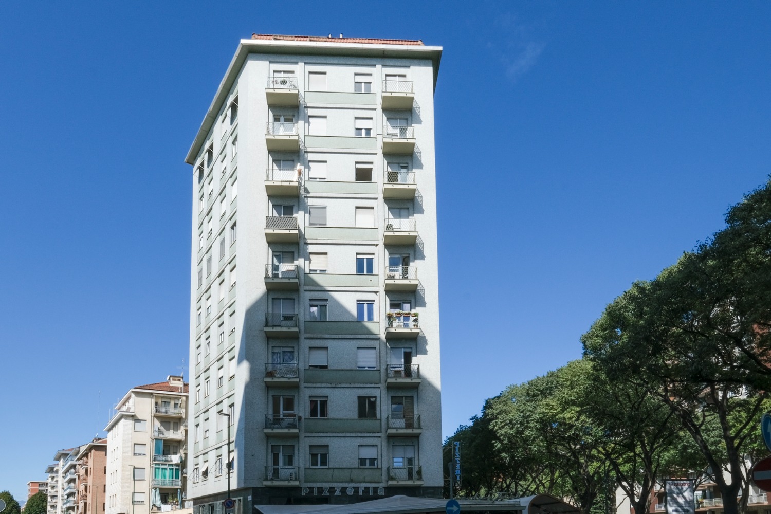 CORSO PESCHIERA  117 MQ EURO 289.000