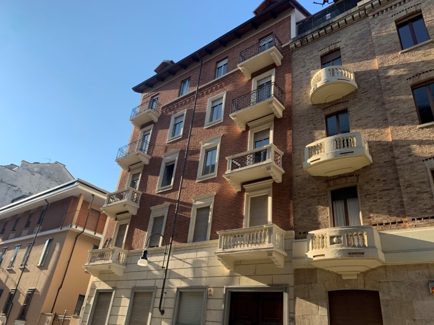 VIA CASALIS - MANSARDA -  € 168.000