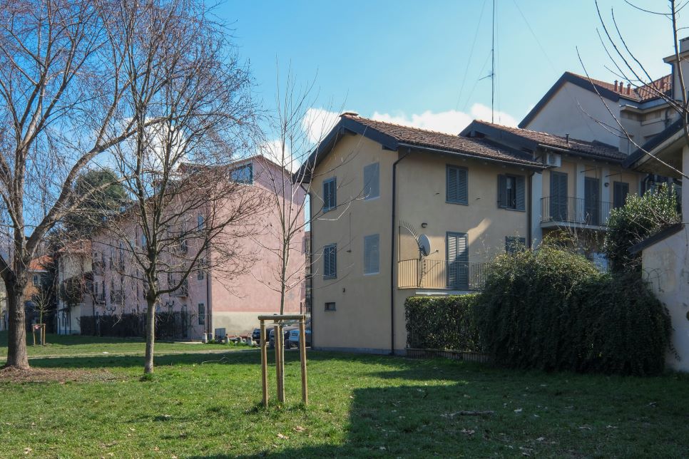  FRONTE PO – VIA GASSINO - 322 MQ - € 645.000