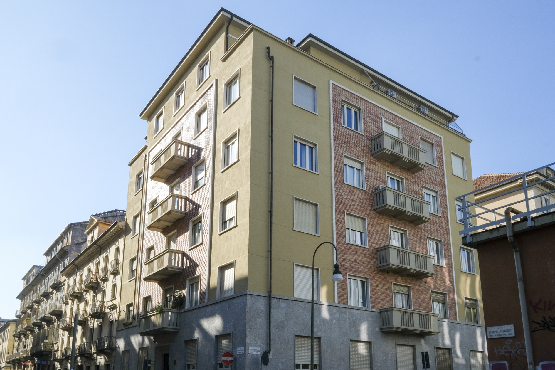 VIA ASSAROTTI  - UFFICIO - 170 MQ - € 298.000