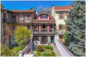 CAVORETTO - STR.DEI RONCHI - 200 MQ - €&nbsp; 448.000